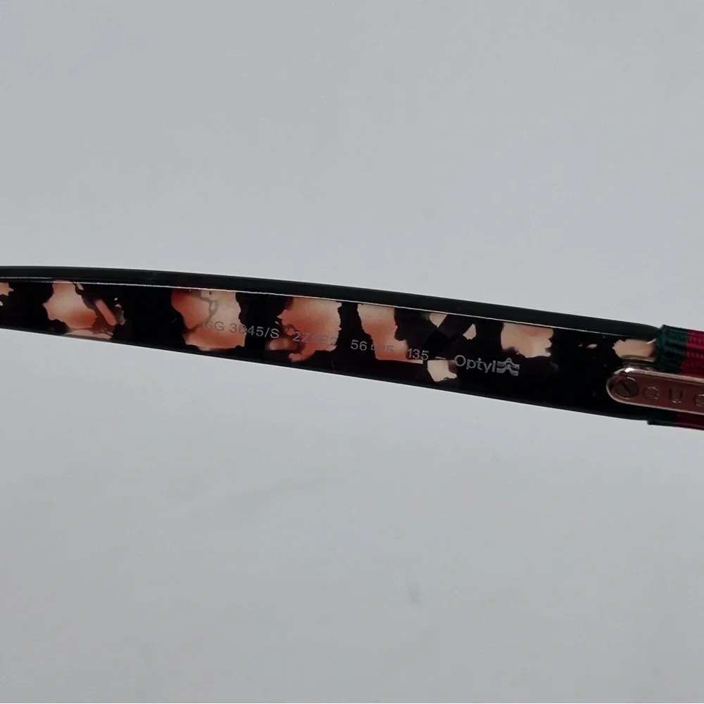 Gucci Women's Tortoiseshell Sunglasses New - Picture 6 of 8